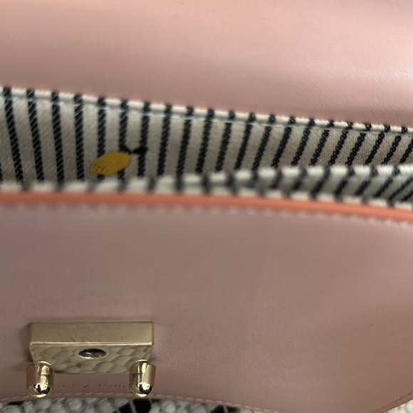 Sticky lemon bag. - Picture 8 of 14